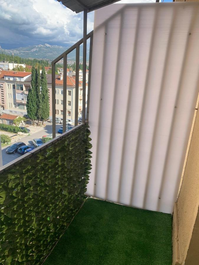 Apartman Daca Leilighet Podgorica Eksteriør bilde